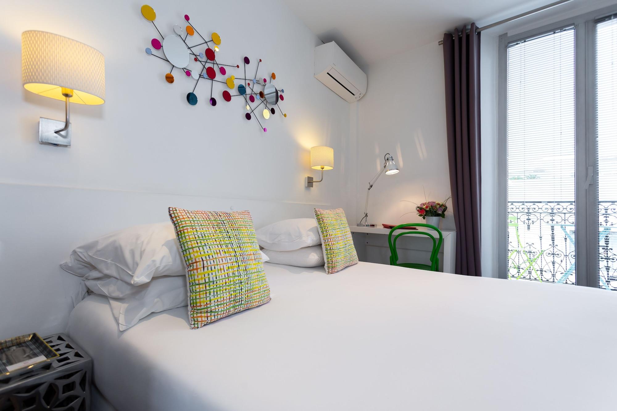 Colette Centre Hotel